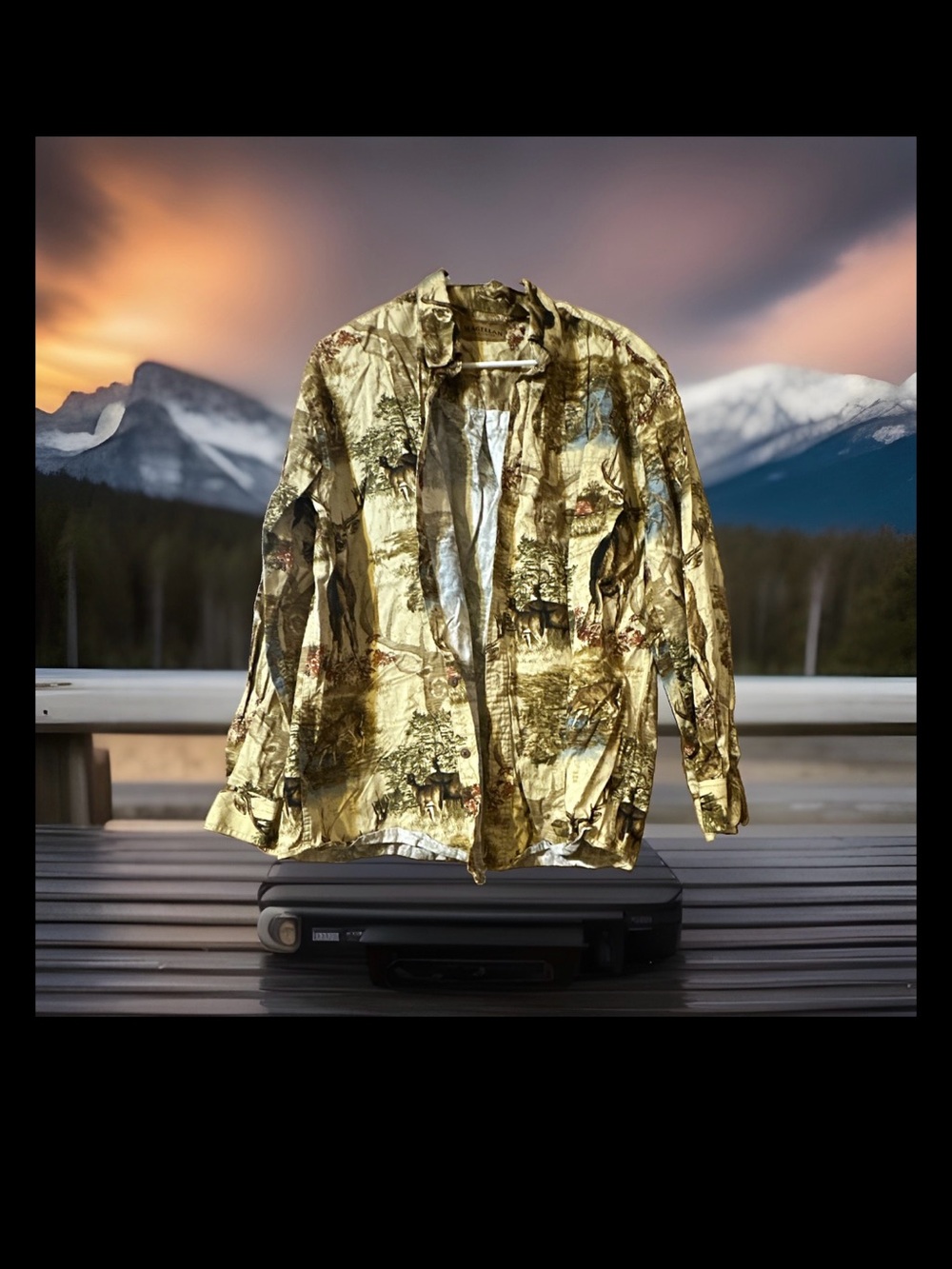 Men's Metallic Gold Casual Button-Up Jacket